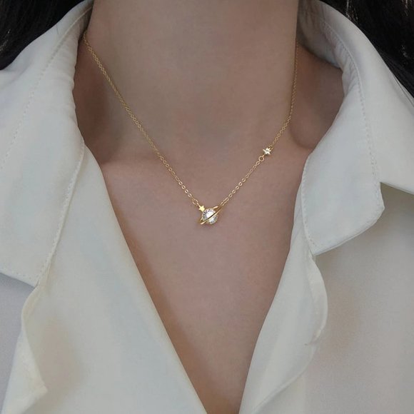 Jewelry - NEW Silver/Gold Shiny Planet-shape Necklace